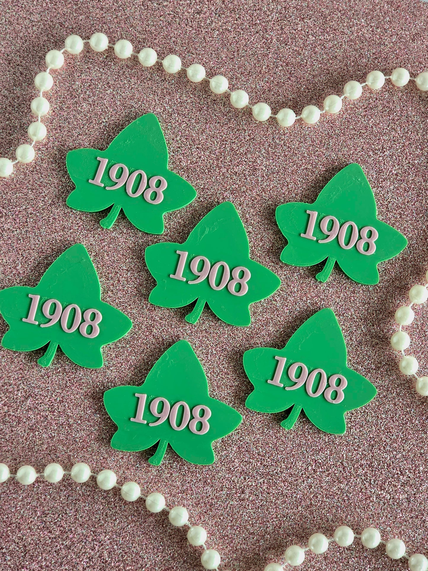 1908 Cupcake Charms (Set of 6)